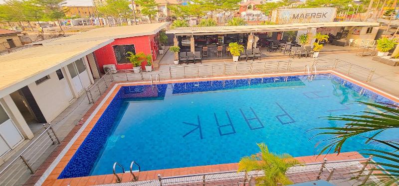 Villa Park Hotels image