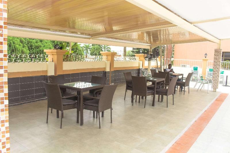 Villa Park Hotels image