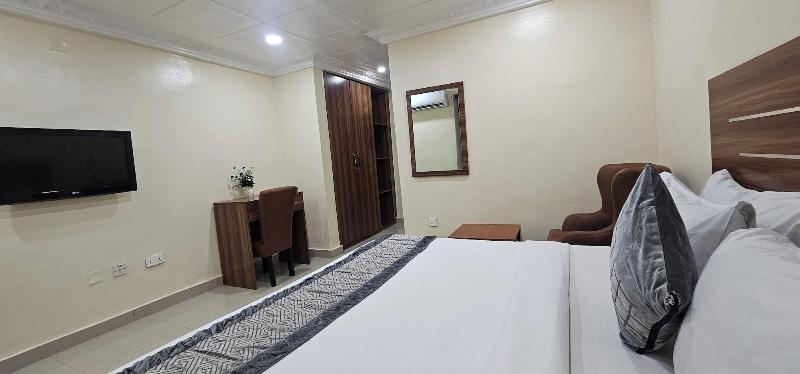 Villa Park Hotels image