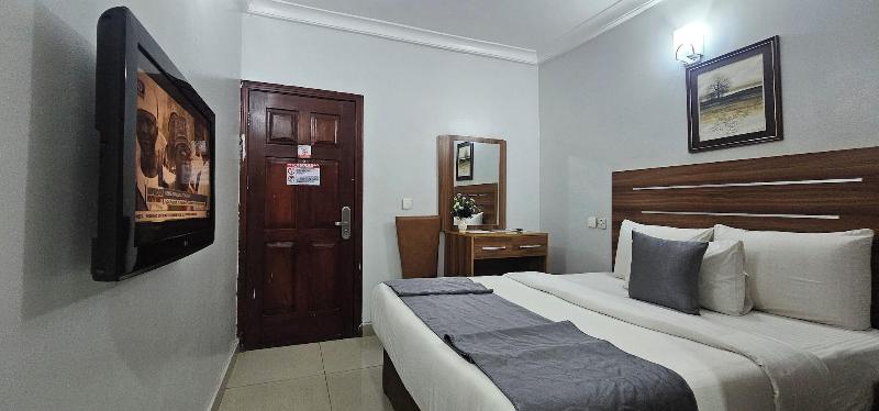Villa Park Hotels image