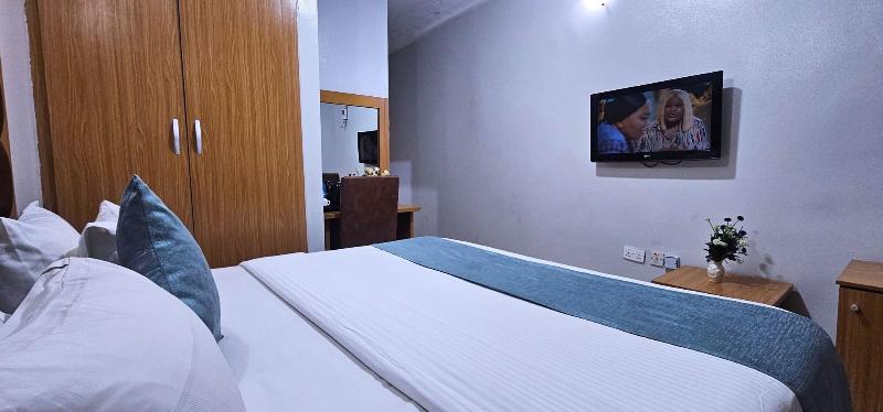 Villa Park Hotels image
