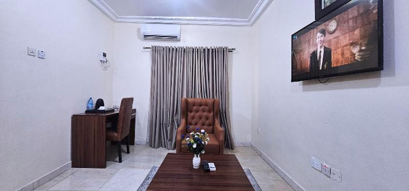 Villa Park Hotels image