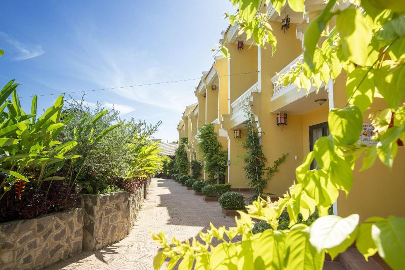Doan Gia Resort Phong Nha image