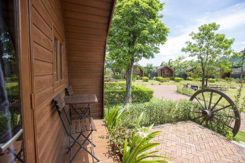 Doan Gia Resort Phong Nha image