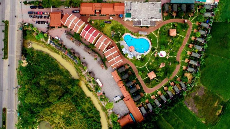 Doan Gia Resort Phong Nha image