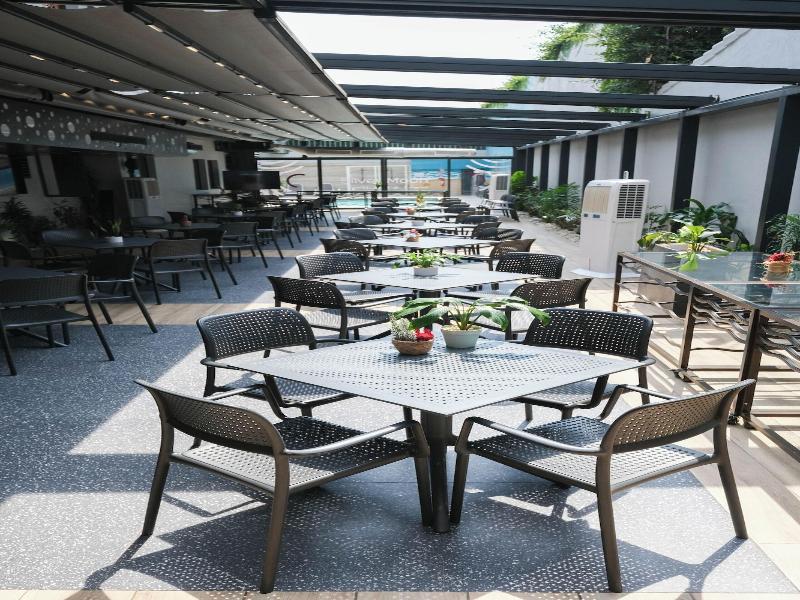 Silver Moon Hotel image