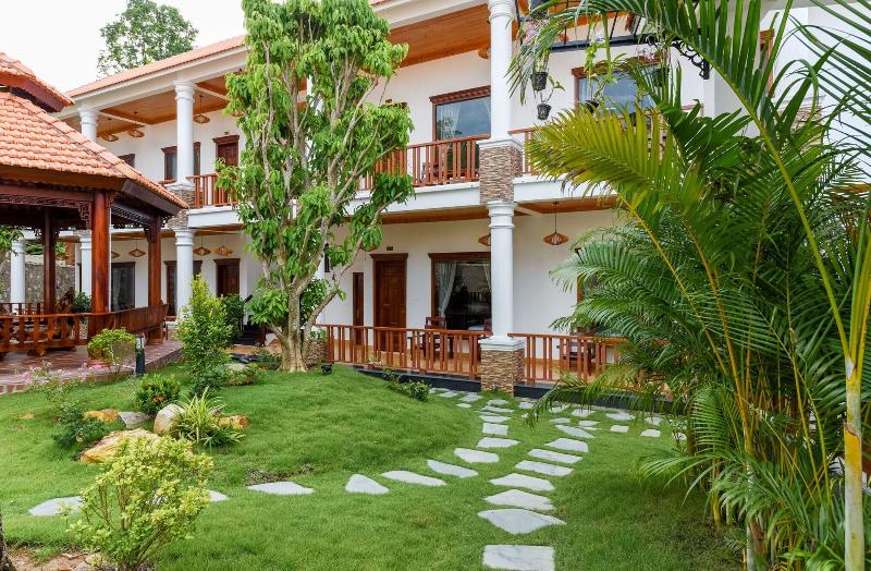 Bungalow Sang Tuoi Mountains image