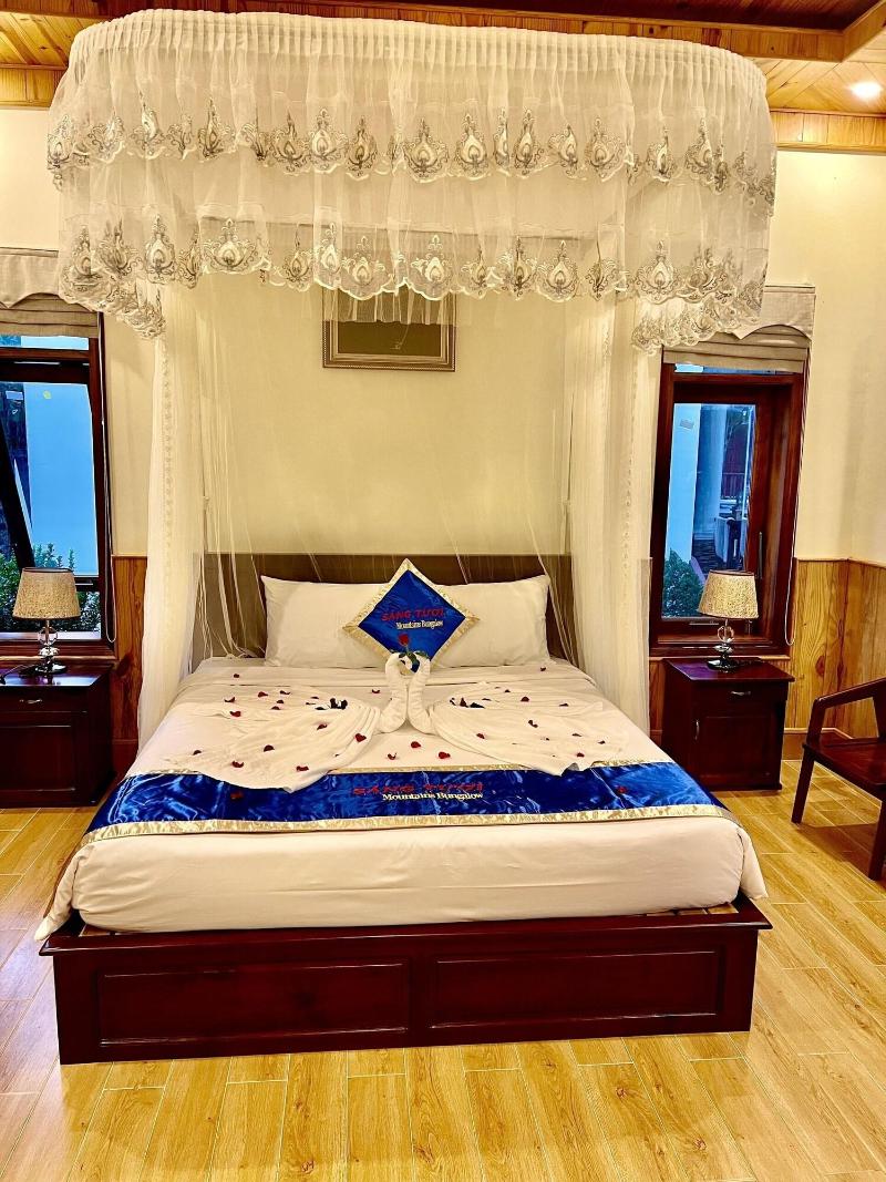 Bungalow Sang Tuoi Mountains image