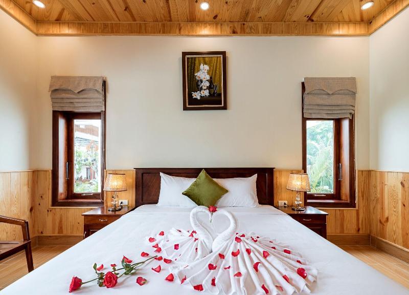 Bungalow Sang Tuoi Mountains image