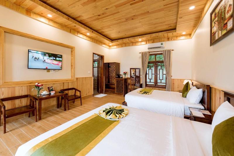 Bungalow Sang Tuoi Mountains image