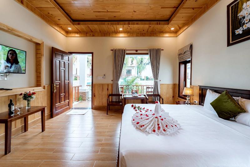 Bungalow Sang Tuoi Mountains image