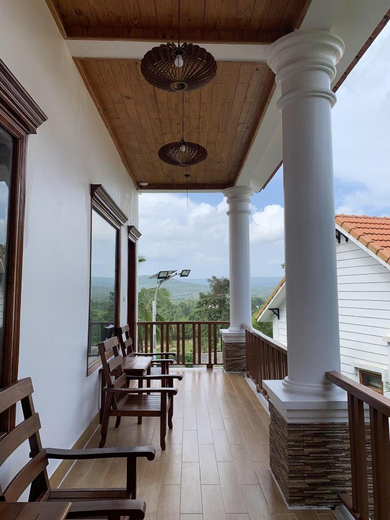 Bungalow Sang Tuoi Mountains image