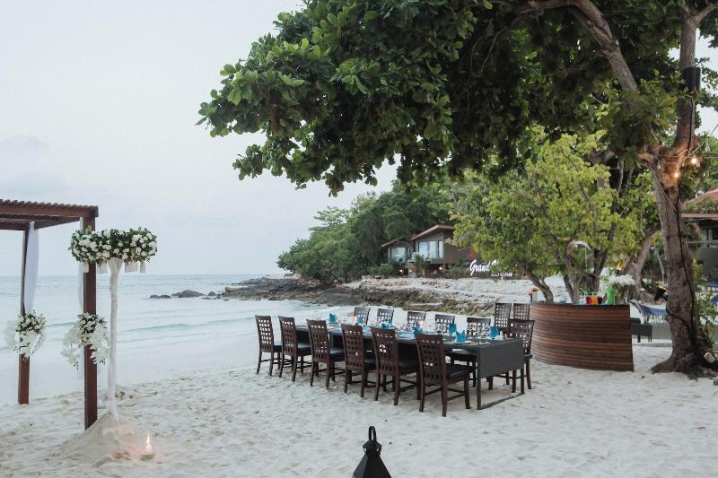 Samed Tropical Resort image