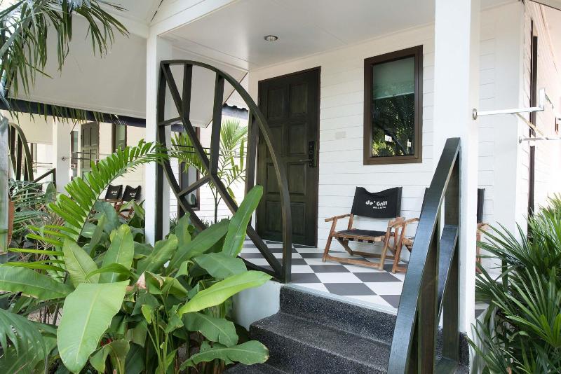 Samed Tropical Resort image