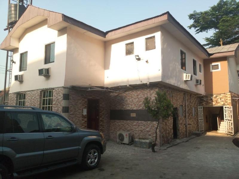 Evaville Hotel N Lounge — general view