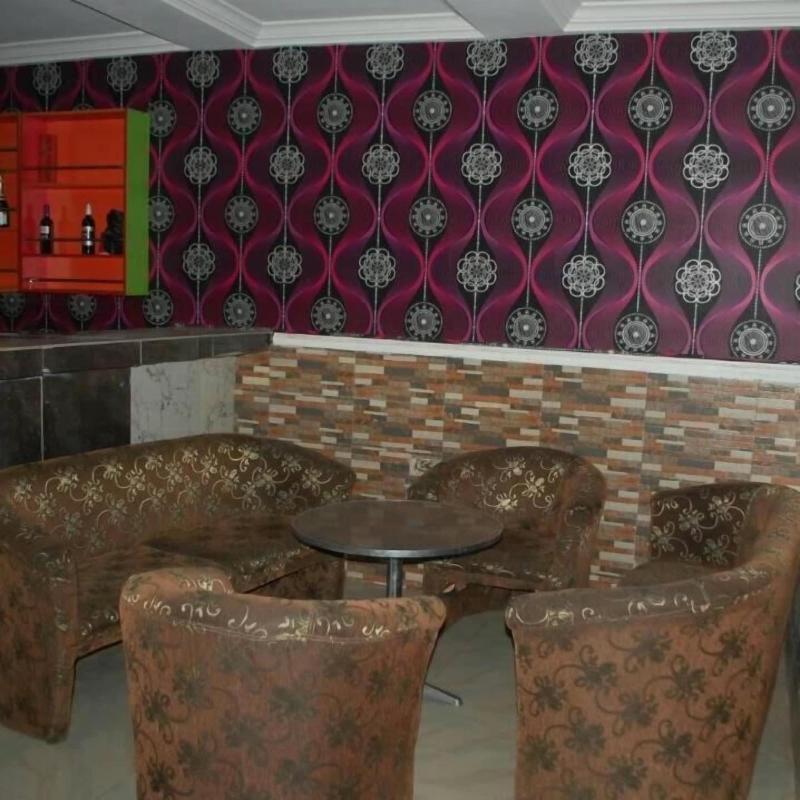 Evaville Hotel N Lounge image