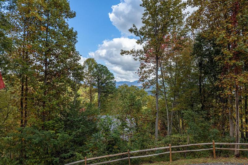 Smoky Retreat image