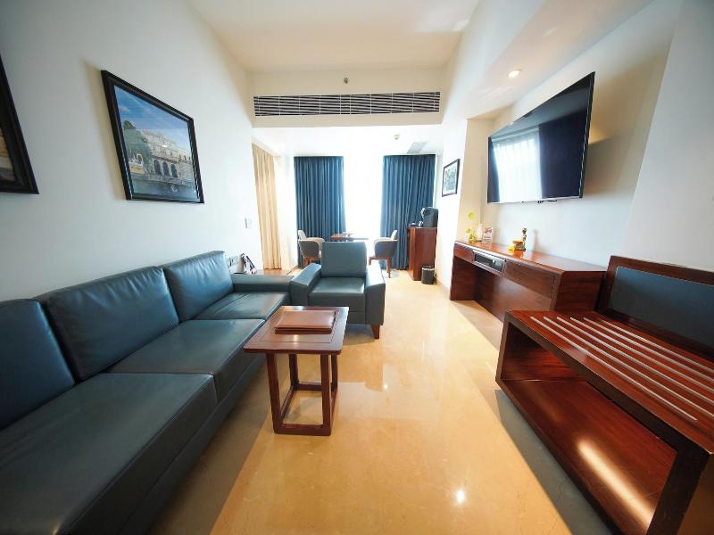 Pride Hotel Udaipur image