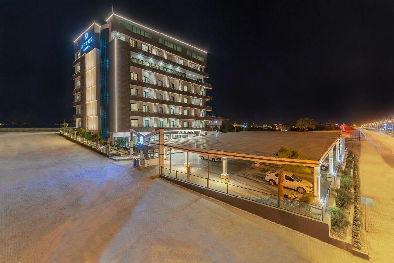 Artes Hotel image