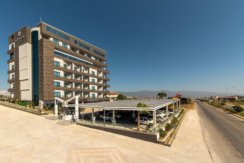 Artes Hotel image