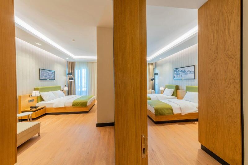Artes Hotel image