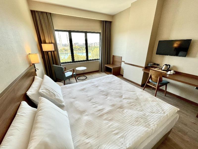 Turkmen Riverside Hotel image