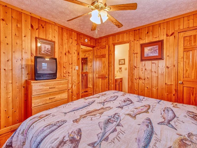 Hawks Point Lodge — photo 28