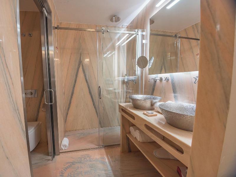 Hotel Repa Blica image