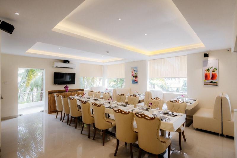 Krishna Beach Resort And Spa image