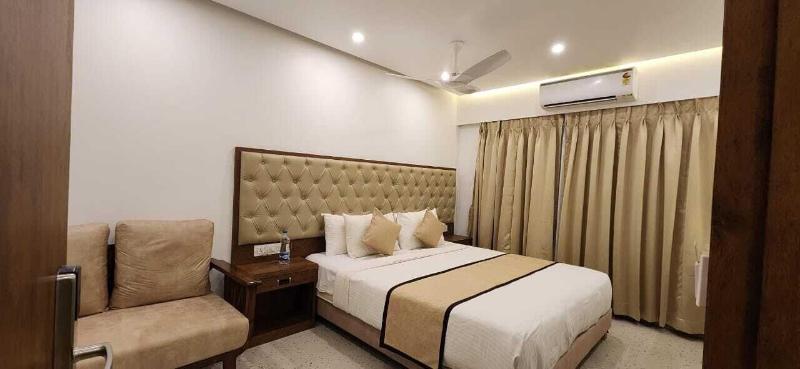 Krishna Beach Resort And Spa image