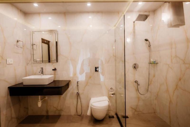 Krishna Beach Resort And Spa image