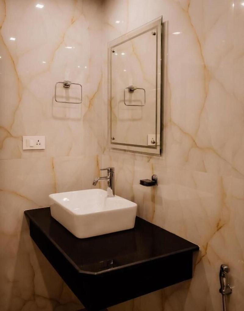 Krishna Beach Resort And Spa image