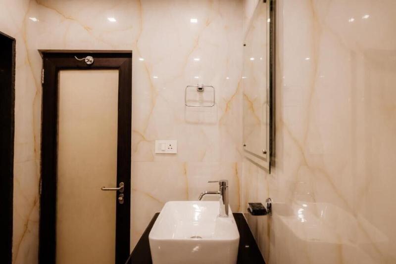 Krishna Beach Resort And Spa image