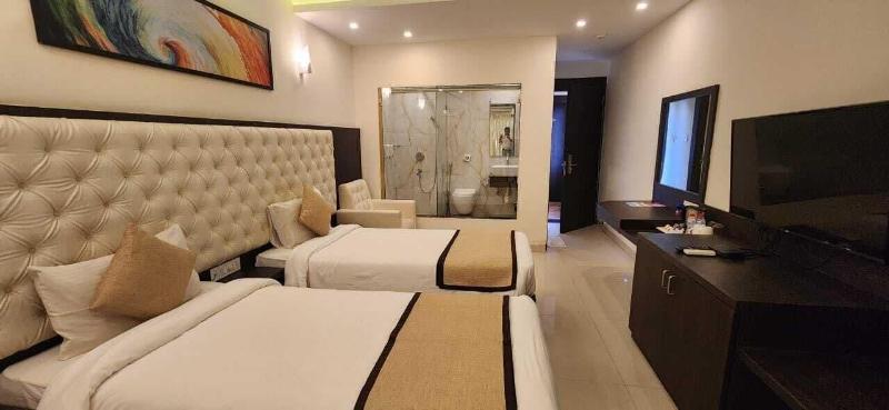 Krishna Beach Resort And Spa image