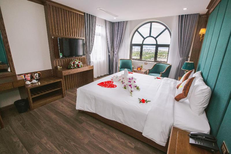 Prosperity Ha Long Hotel image