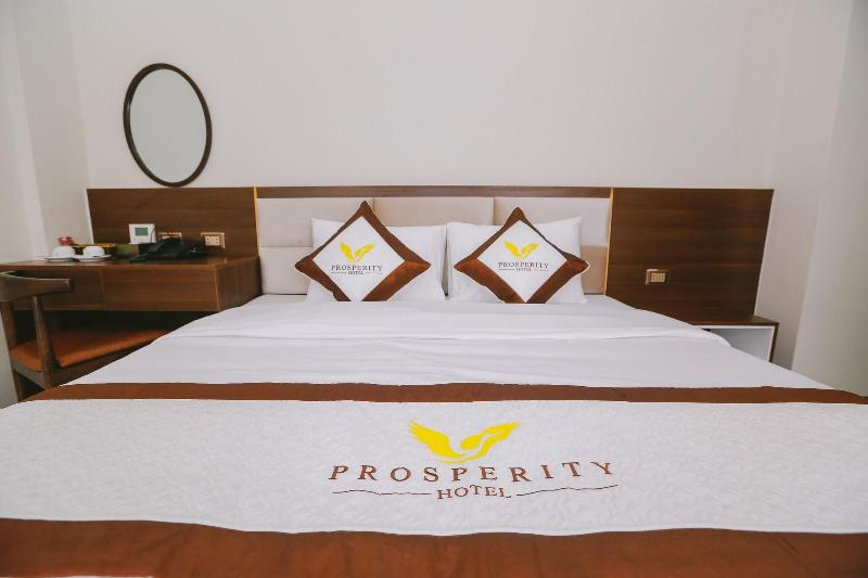 Prosperity Ha Long Hotel image