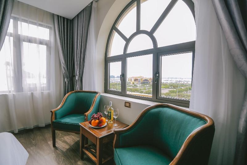 Prosperity Ha Long Hotel image
