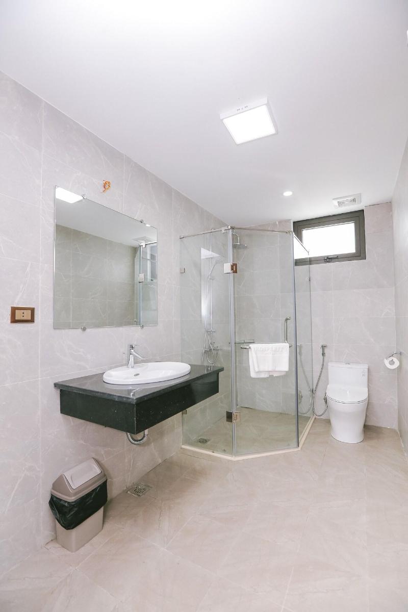 Prosperity Ha Long Hotel image
