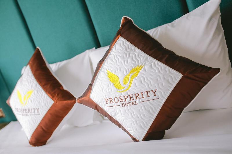 Prosperity Ha Long Hotel image