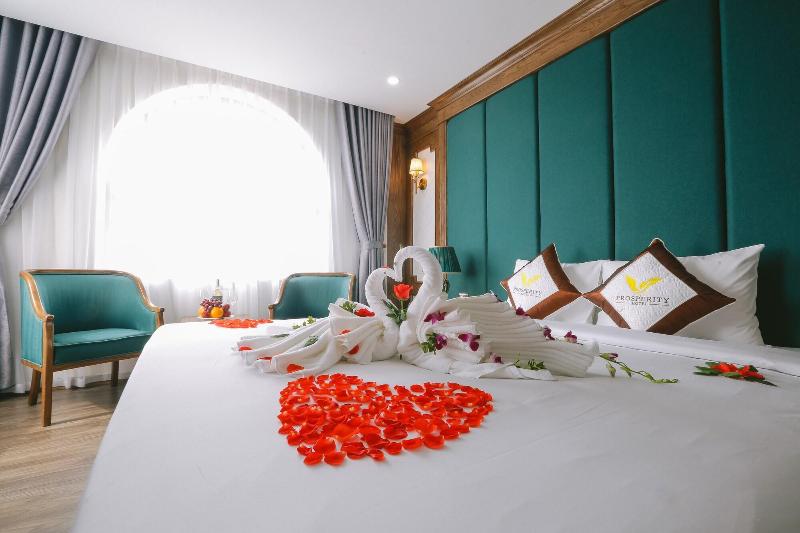 Prosperity Ha Long Hotel image