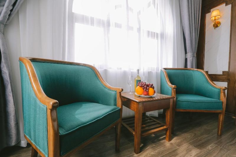 Prosperity Ha Long Hotel image