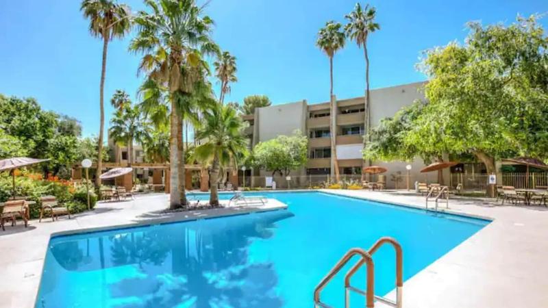 Charming 1 Bdrm Condo Steps To Old Town Scottsdale image