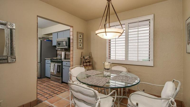 Charming 1 Bdrm Condo Steps To Old Town Scottsdale image