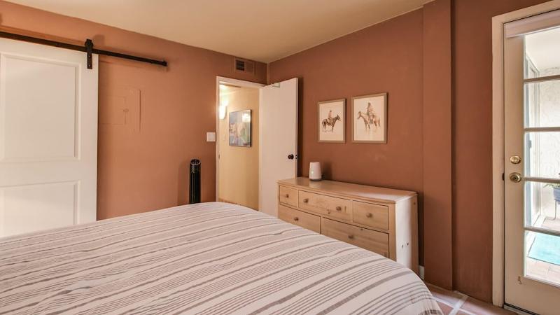 Charming 1 Bdrm Condo Steps To Old Town Scottsdale image