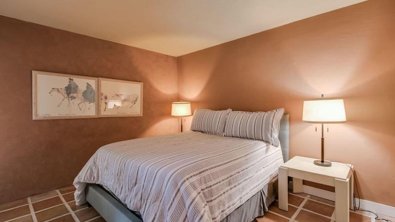 Charming 1 Bdrm Condo Steps To Old Town Scottsdale image