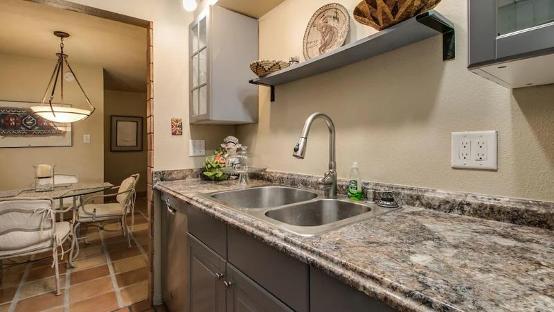 Charming 1 Bdrm Condo Steps To Old Town Scottsdale image