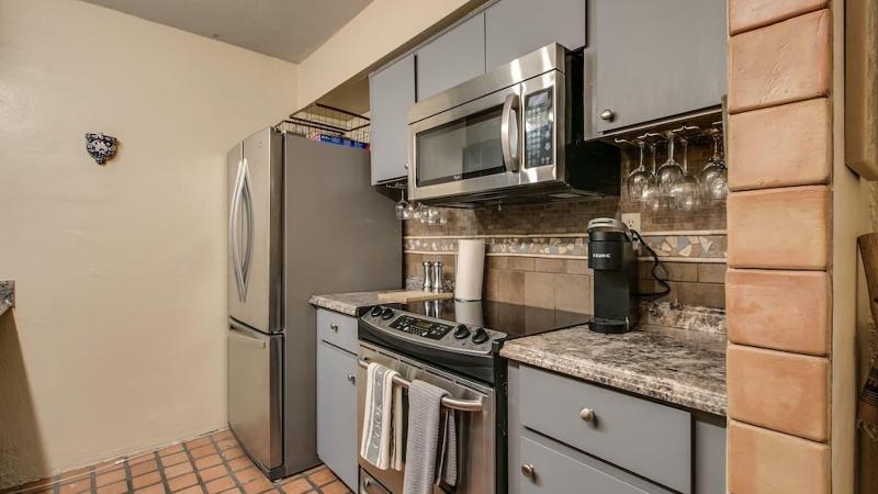 Charming 1 Bdrm Condo Steps To Old Town Scottsdale image