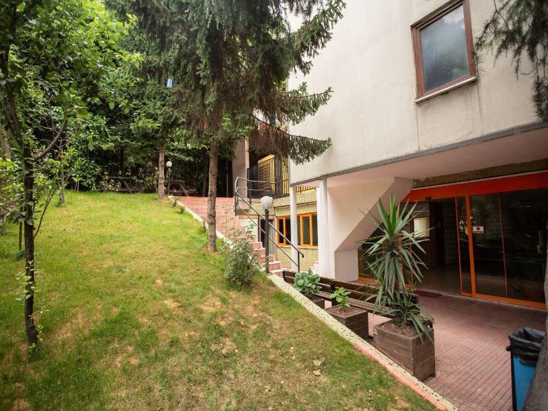 Turkler Hotel — general view
