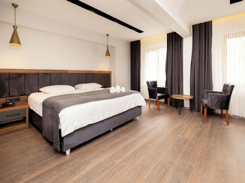 Turkler Hotel image