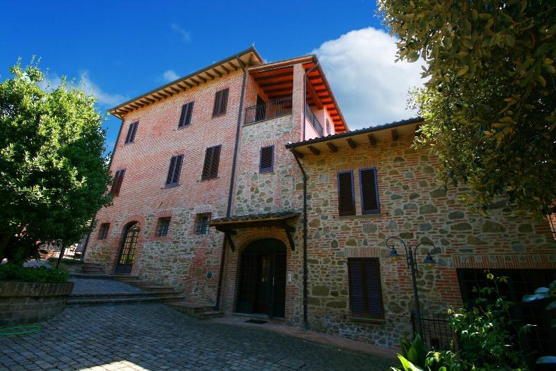 Air Conditioned Flat With Pool And Wellness Area image